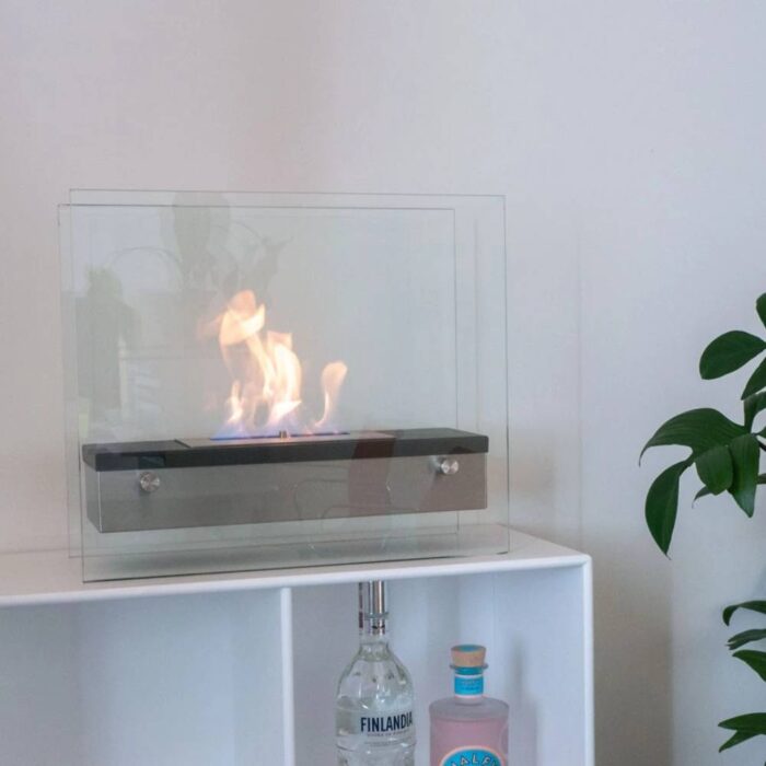 Etanolkamin Merton i stål/svart på byrå